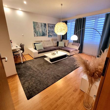 Apartment Banska - City Centre & Private Parking Banská Bystrica Dış mekan fotoğraf