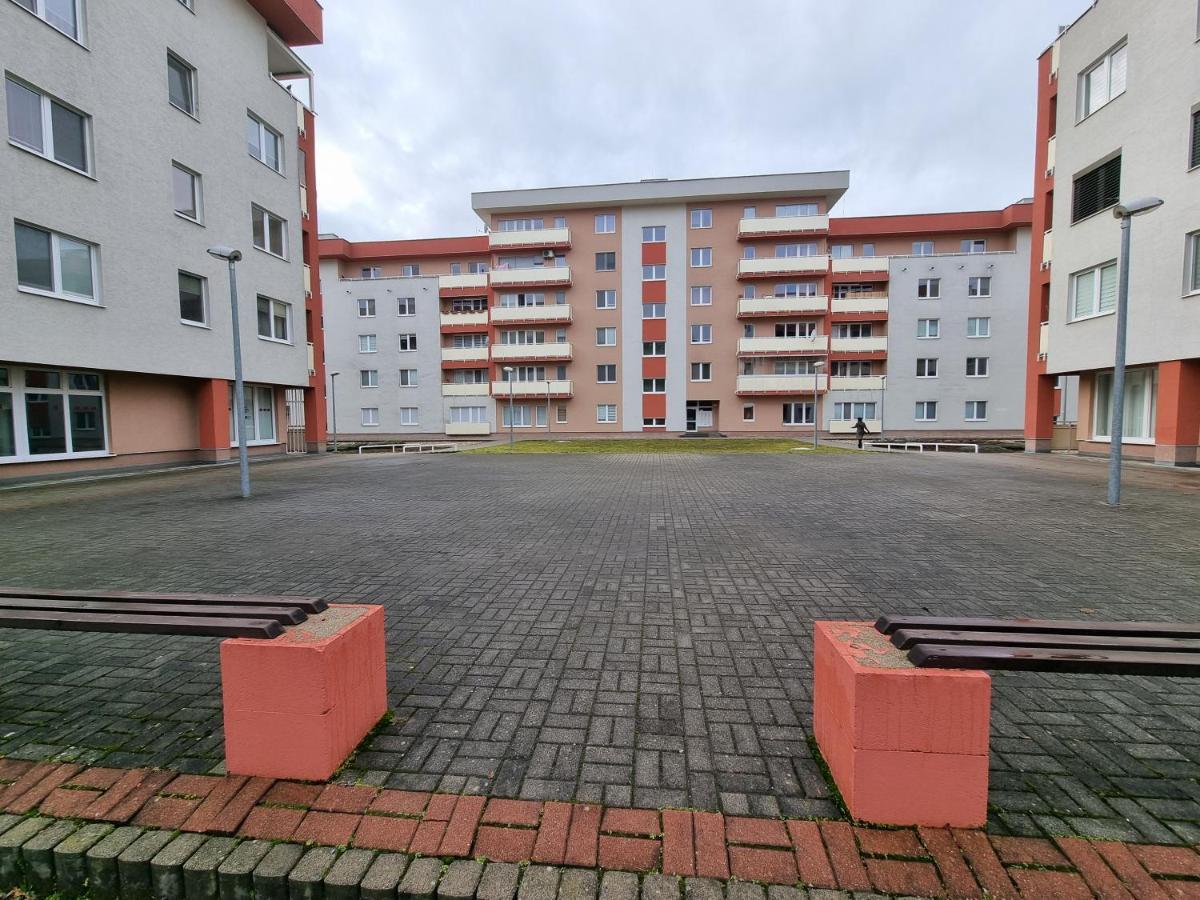 Apartment Banska - City Centre & Private Parking Banská Bystrica Dış mekan fotoğraf