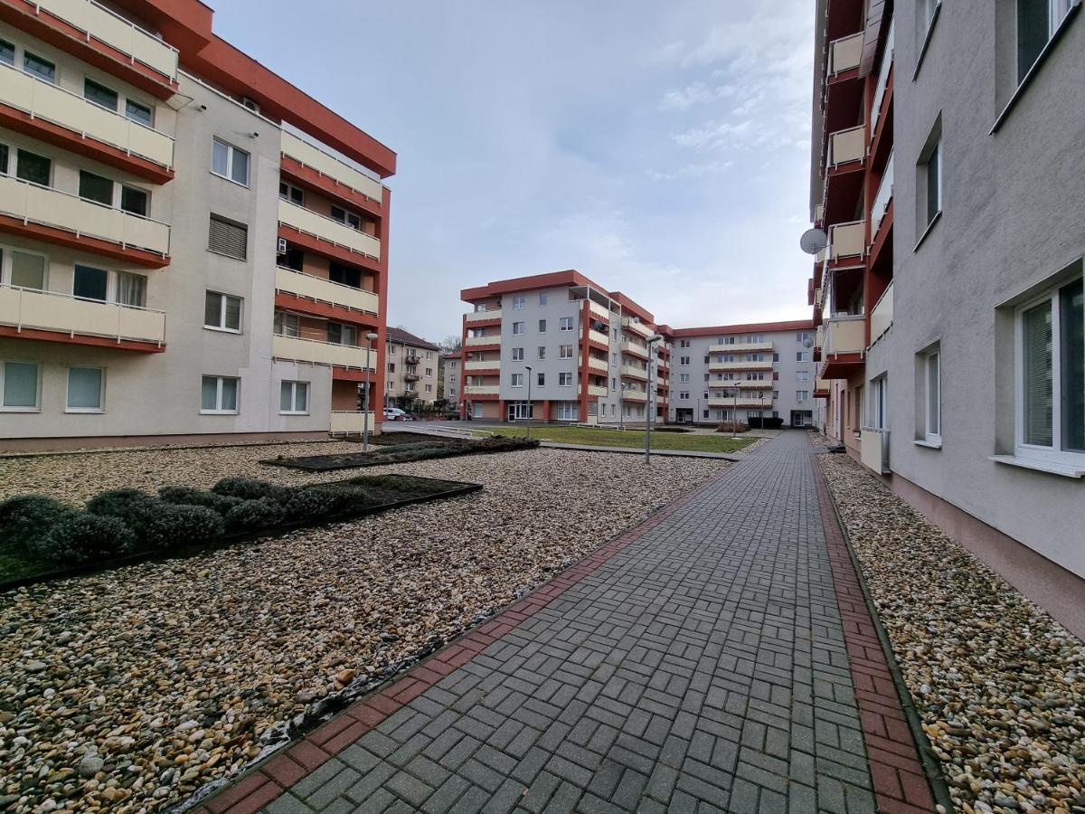 Apartment Banska - City Centre & Private Parking Banská Bystrica Dış mekan fotoğraf