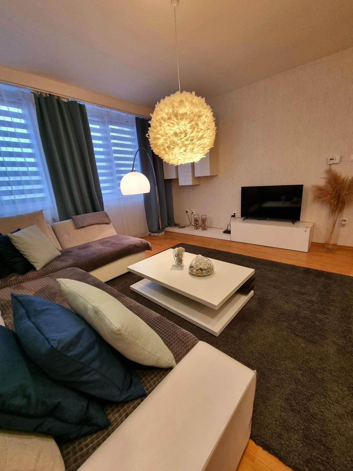 Apartment Banska - City Centre & Private Parking Banská Bystrica Dış mekan fotoğraf